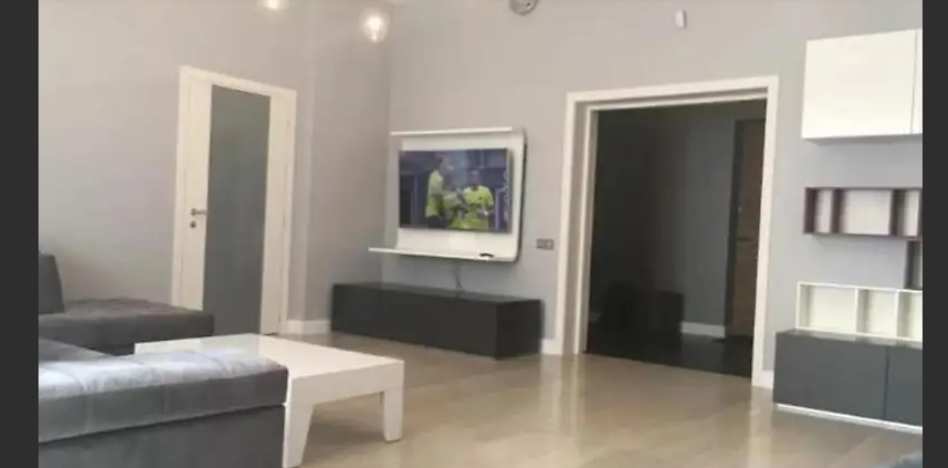 Жить в сердце Киева. Сколько стоят квартиры на Крещатике: цены и фото